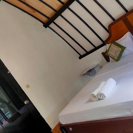 Meno Lodge Gili Meno Exterior foto