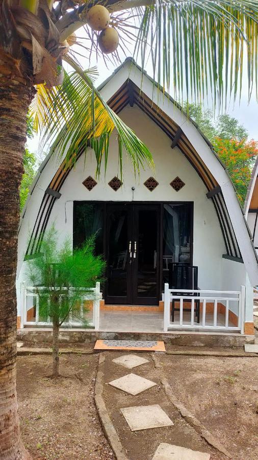 Meno Lodge Gili Meno Exterior foto